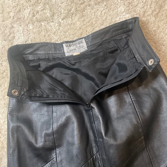 *Vintage Real Leather Skirt* - Picture 4 of 4